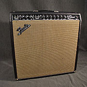 D8395 Fender Super Reverb Amp