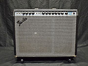 FENDER VIBROSONIC REVERB DE 1977 N3476 DP03065 FENDER VIBROSONIC REVERB DE 1977