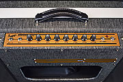 Supro Amps Amplifiers