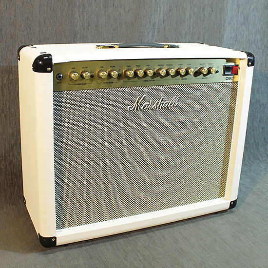 Marshall DSL40  avec footswitch