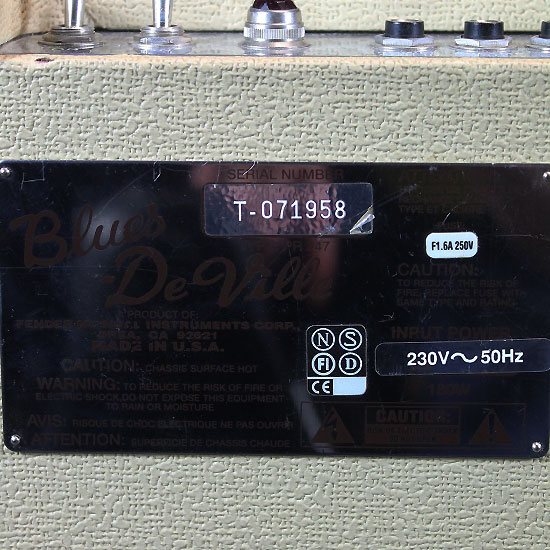 Fender Deville 410