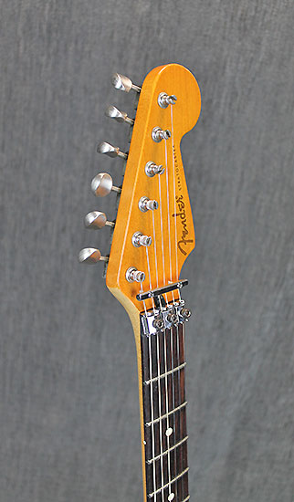 Fender Stratocaster Floyd micro bridge Tyler micro d'origine fourni