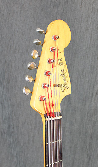 Fender Bass VI de 1964 Serie l Refin dans les annees 80 par Jacobacci