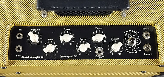 Swart Atomic Space Tone avec footswitch