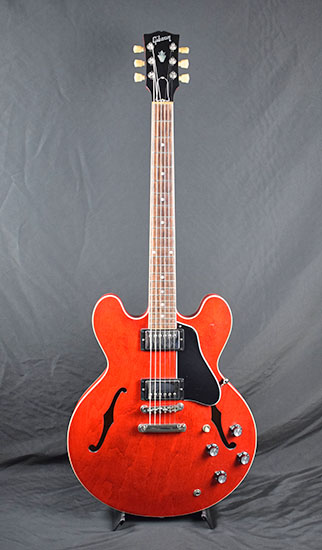 Gibson ES-335 DOT Sixties Cherry Gloss de 2021
