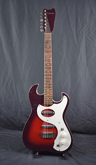 Silvertone Amp in Case