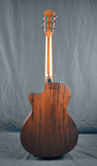 Taylor 322 CE22 12 Frets