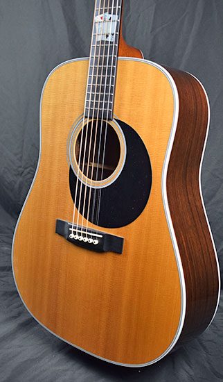 Martin DD28 DWIGHT YOAKAM