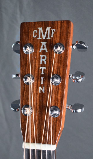 Martin DD28 DWIGHT YOAKAM