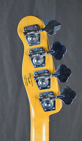 Squier Precision Bass