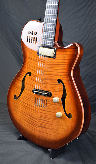 Godin Multiac Jazz SA