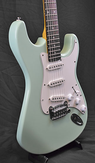 G&L Tribute Series Legacy