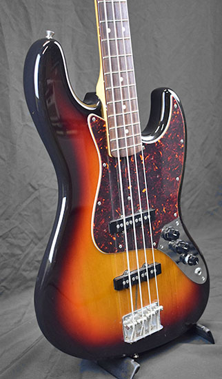 Fender Jazz Bass 62 Made in Japan