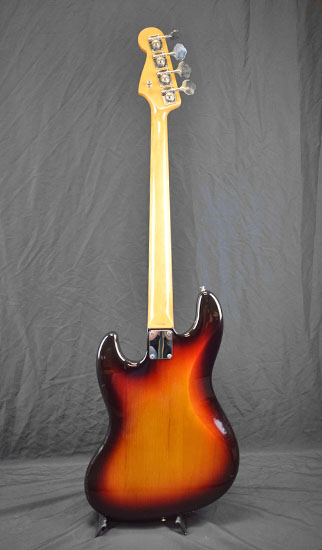 Fender Jazz Bass 62 Made in Japan