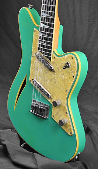 Charvel Surfcaster 12