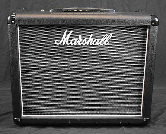 MARSHALL HAZE 40C AVEC FOOTSWITCH