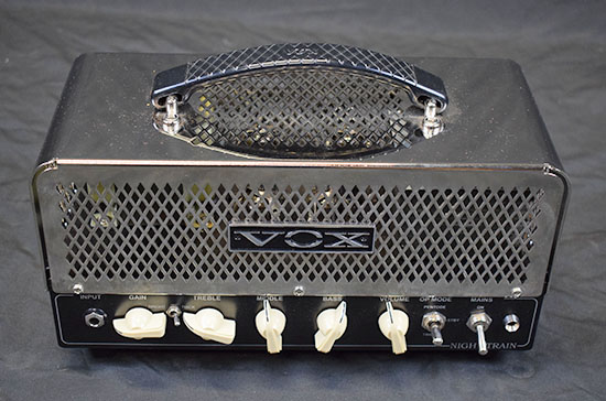 VOX NIGHTRAIN  AVEC HOUSSE