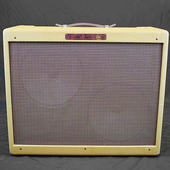 FENDER 57 TWIN AMP