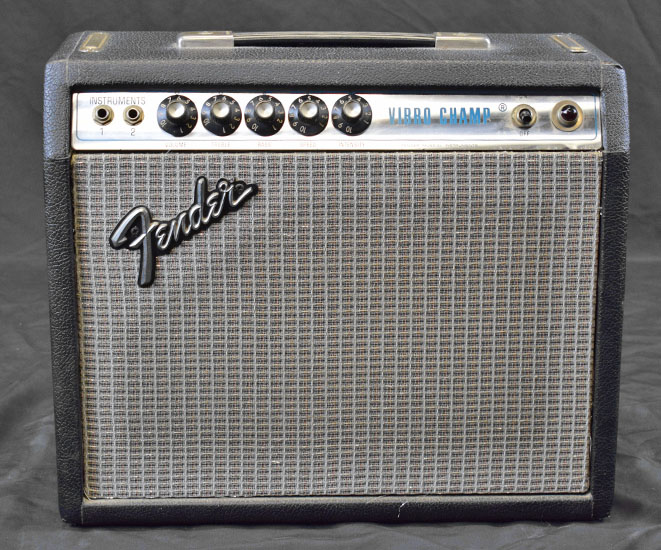 FENDER VIBRO CHAMP DE 1975