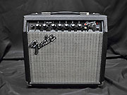 FENDER FRONTMAN 15 R